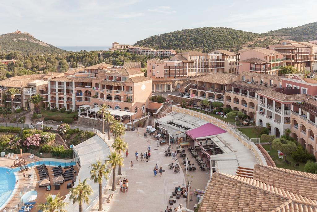 Hotel De L'Esterel Pierre & Vacances Saint-Raphaël Exteriör bild